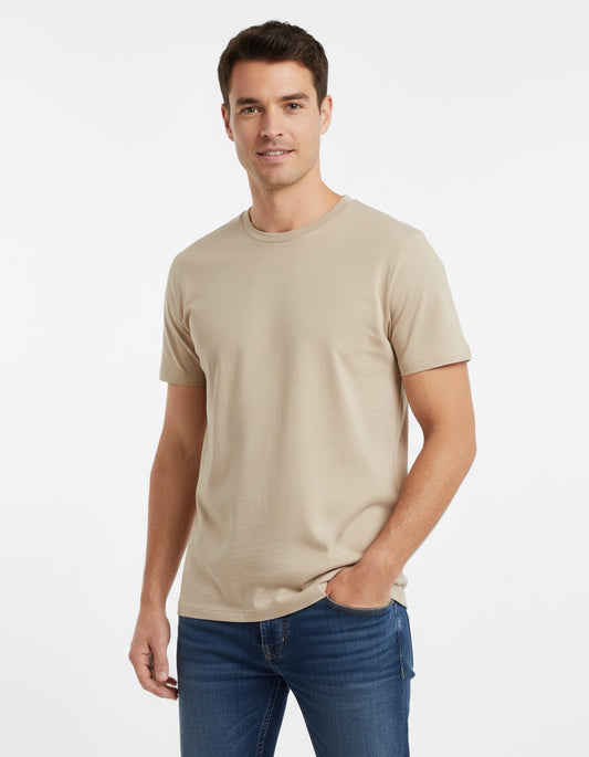 Le t-shirt iconique unisexe