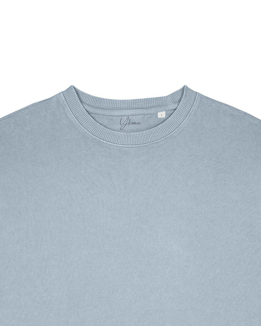 Le sweatshirt à col rond teint en pièce oversize